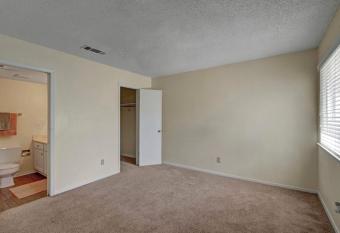 Summertree apartments has Balcony rooms