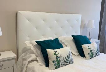 Fogar de Aurora has Balcony rooms