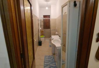 Casa Antonia has rooms with a private hot tub