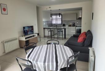 Departamento a estrenar a 150 metros de centro comercial Palmares e Hiper mercado has Balcony rooms