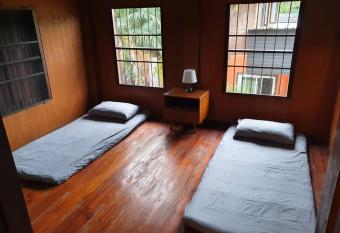 Kedthawa Homestay                                            has Balcony rooms