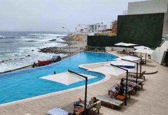 San Bartolo - Ocean Reef has Balcony rooms