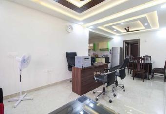 OYO 81116 I Love Agra Stay Point allows 18 year olds to book a room