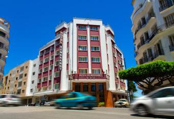 H  tel Rembrandt has Balcony rooms