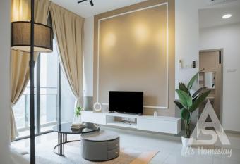 Parkland Residence Walking Distance MRT Batu 11 allows 18 year olds to book a room