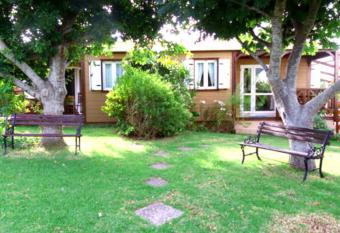 Bungalows les deux ch  nes has Balcony rooms