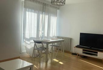 T2 F2 Mulhouse Downtown allows 18 year olds to book a room