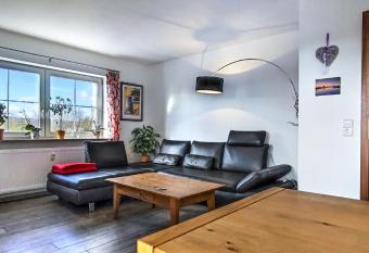 FeWo Finkenberg Freudenstadt allows 18 year olds to book a room