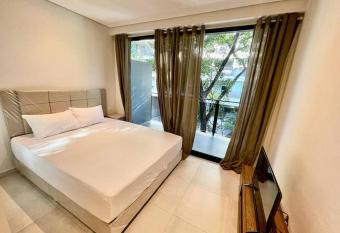 Luminoso departamento - Asunci  n Villa Morra 204 allows 18 year olds to book a room