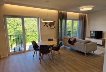 Cozy Apartment 2012 has Balcony rooms