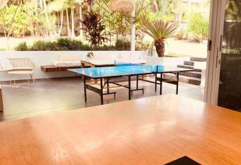 Byron Tropical Retreat has Balcony rooms