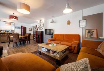 Au V  lo Bleu - Privatisez un ancien h  tel entre lac oc  an - 12pers has Balcony rooms