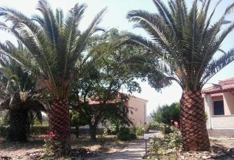 OASIS STUDIOS has Balcony rooms