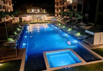 IYARI 2 bdr Apartment has Balcony rooms