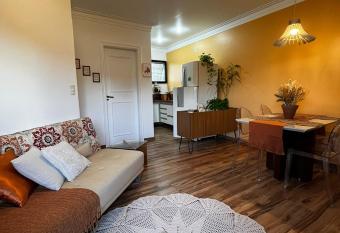 Apto NOVO   guas de S  o Pedro has Balcony rooms