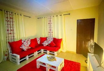 Su Casa Cozy Home has Balcony rooms