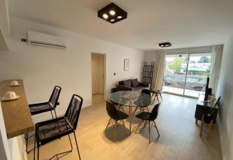 Departamento c  ntrico a estrenar - Con piscina y parking incluido has Balcony rooms