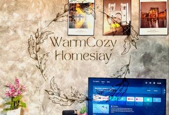 Stayhills Homestay RetailHouse Tol Exit Plus Bukit Beruntung has Balcony rooms