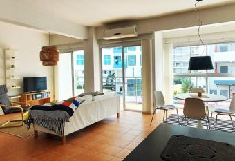 Avatara condominium B Room B25 has Balcony rooms