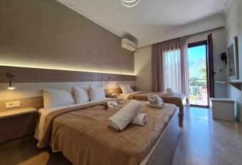 Zigos Apartments has Balcony rooms