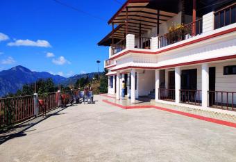 Hotel Dreamhouse Kanatal has Balcony rooms