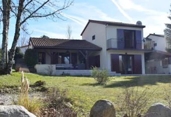 Village le Chat 133 has Balcony rooms