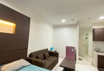 dharmasewaroom has Balcony rooms