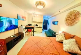 Brisa s Place in Lapu-Lapu City has Balcony rooms