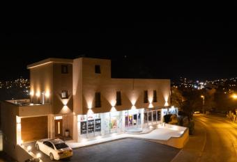 Apartments and rooms SMILE allows 18 year olds to book a room