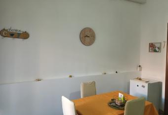 SIRENETTA allows 18 year olds to book a room