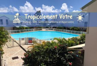 Marina et Piscine 4-5 pers has Balcony rooms