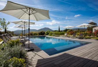 Domaine de l auberderie Tropezienne has Balcony rooms