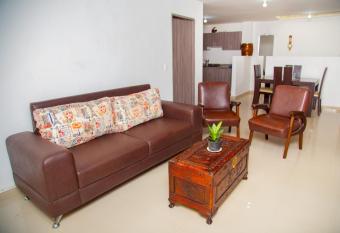 Casa Blanca, Hermosa, Amplia, comoda y muy fresca has Balcony rooms