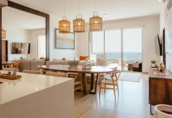 Penthouse at Vista Vela 1 3 Bdrs has Balcony rooms