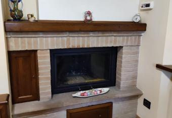 Montemartano has Balcony rooms