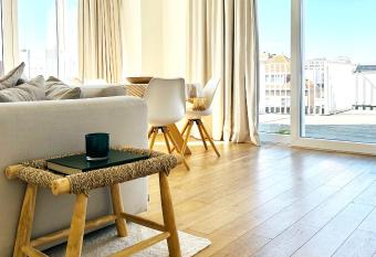 The Suncatcher has Balcony rooms