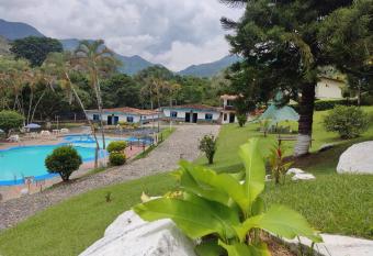 Hosteria Puerta del Nus has Balcony rooms