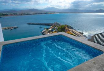 Condo in Puerto las Hadas has Balcony rooms