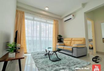 Kulai Center Service Apartment Cozy n Happy House has Balcony rooms