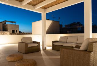 Maruzza Home has Balcony rooms