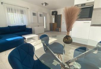 Diamond house allows 18 year olds to book a room