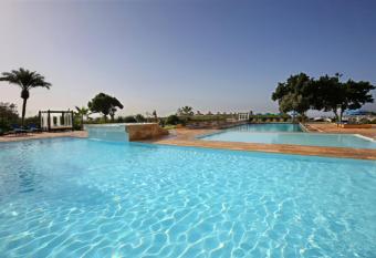 Anezi Tower Hotel has Balcony rooms