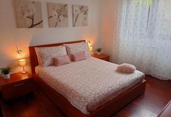 La casa di Spat - Bilocale con giardino allows 18 year olds to book a room