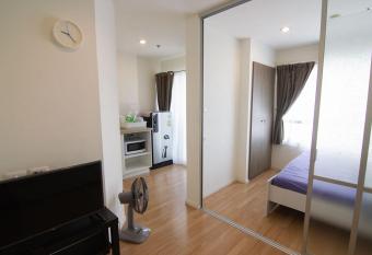 Nice Lumpini condo Ramkhamhaeng 60, Free WiFi has Balcony rooms