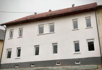 Schneiders Ferienwohnung 4 has Balcony rooms