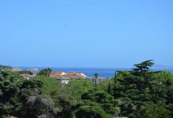 VUE MER- BEAU STUDIO - TERRASSE ABRITEE - Wi-Fi - CLIMATISATION - PARKING allows 18 year olds to book a room