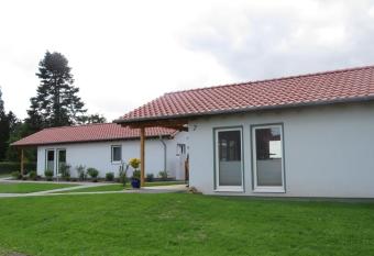 Weserberglandalm Haus 2 has Balcony rooms