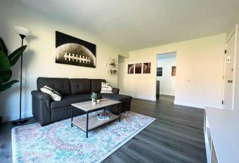 Private Upgraded Unit Near HOF has Balcony rooms