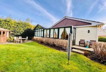 Mimosa Cottage, Studland has Balcony rooms