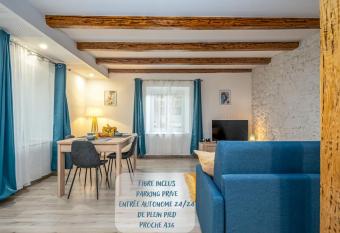 L   crin authentique allows 18 year olds to book a room